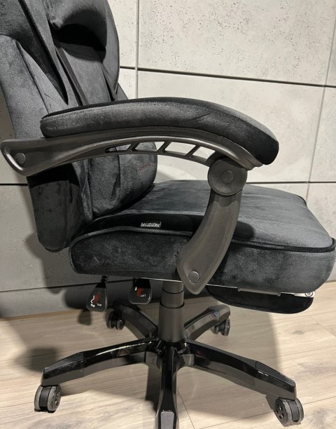 Fotel gamingowy z wysuwanym podnóżkiem Alcantara FOT-444-CZERN