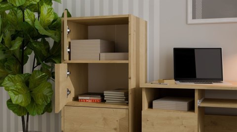 Komoda 50 cm szerokości KOM-935-ART w aranżacji wnętrza – detal.