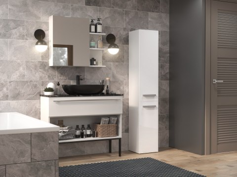 Szafka LAZ-1314-BIEL-POŁ jako funkcjonalny element zabudowy w mikro łazience.