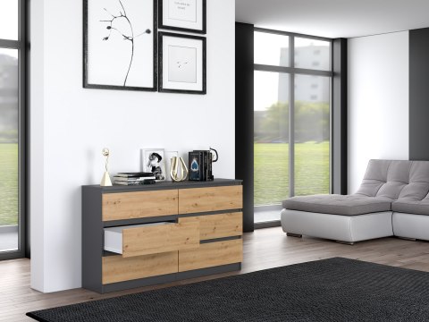 Otwarta komoda KOM-906-ANT-ART jako elegancki i pojemny element wyposażenia nowoczesnego salonu.