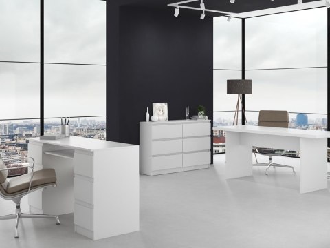 Biała komoda matowa KOM-904-BIEL-MAT w aranżacji minimalistycznego biura – widok 3/4.